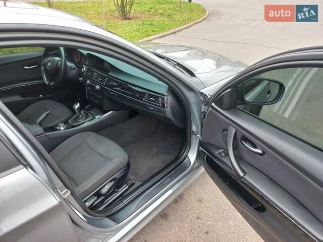 Серый БМВ 3 Серия, объемом двигателя 2 л и пробегом 269 тыс. км за 8999 $, фото 25 на Automoto.ua