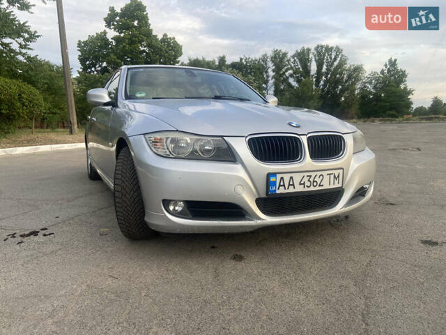 Серый БМВ 3 Серия, объемом двигателя 2 л и пробегом 286 тыс. км за 9000 $, фото 16 на Automoto.ua