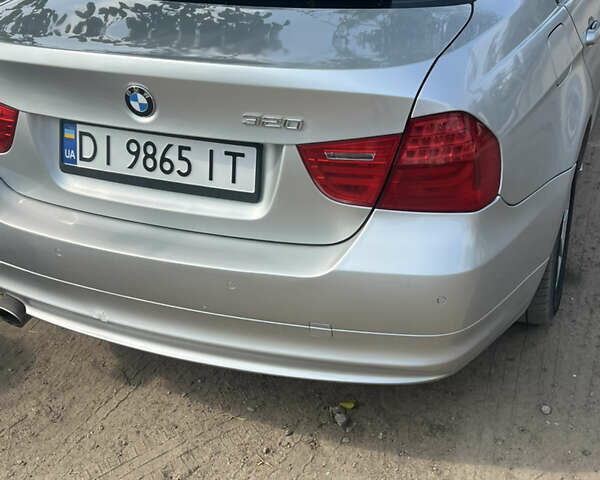 Сірий БМВ 3 Серія, об'ємом двигуна 2 л та пробігом 180 тис. км за 10000 $, фото 5 на Automoto.ua