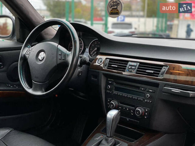 Серый БМВ 3 Серия, объемом двигателя 3 л и пробегом 227 тыс. км за 7999 $, фото 15 на Automoto.ua