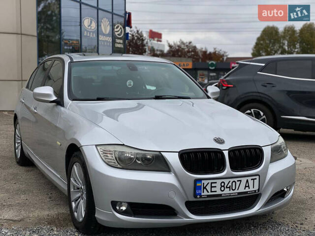 Серый БМВ 3 Серия, объемом двигателя 3 л и пробегом 227 тыс. км за 7999 $, фото 6 на Automoto.ua