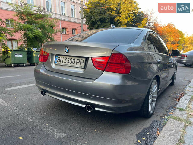 Серый БМВ 3 Серия, объемом двигателя 2.99 л и пробегом 269 тыс. км за 13000 $, фото 14 на Automoto.ua