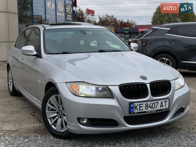 Серый БМВ 3 Серия, объемом двигателя 3 л и пробегом 227 тыс. км за 7999 $, фото 3 на Automoto.ua