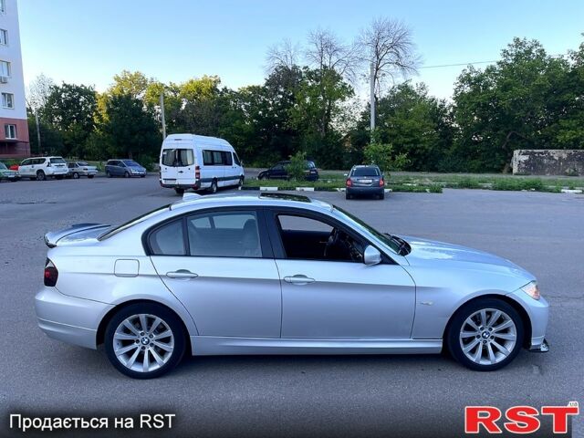 Серый БМВ 3 Серия, объемом двигателя 3 л и пробегом 214 тыс. км за 9500 $, фото 4 на Automoto.ua