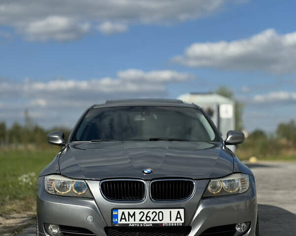 Серый БМВ 3 Серия, объемом двигателя 3 л и пробегом 188 тыс. км за 9550 $, фото 1 на Automoto.ua