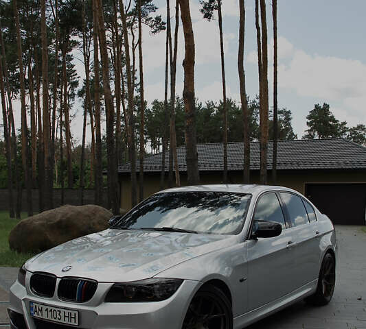 Серый БМВ 3 Серия, объемом двигателя 2 л и пробегом 252 тыс. км за 12700 $, фото 21 на Automoto.ua