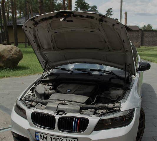 Серый БМВ 3 Серия, объемом двигателя 2 л и пробегом 252 тыс. км за 12700 $, фото 20 на Automoto.ua