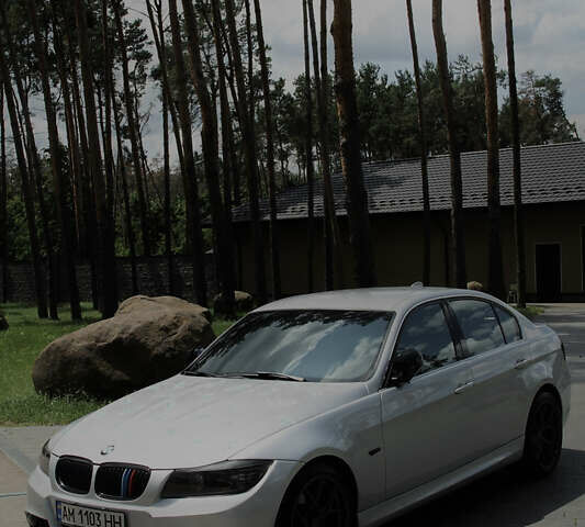 Серый БМВ 3 Серия, объемом двигателя 2 л и пробегом 252 тыс. км за 12700 $, фото 4 на Automoto.ua