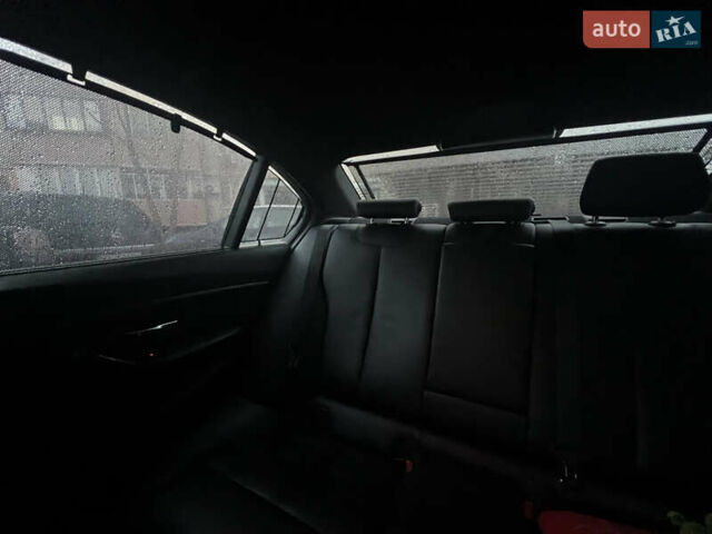 Сірий БМВ 3 Серія, об'ємом двигуна 2 л та пробігом 297 тис. км за 13700 $, фото 18 на Automoto.ua