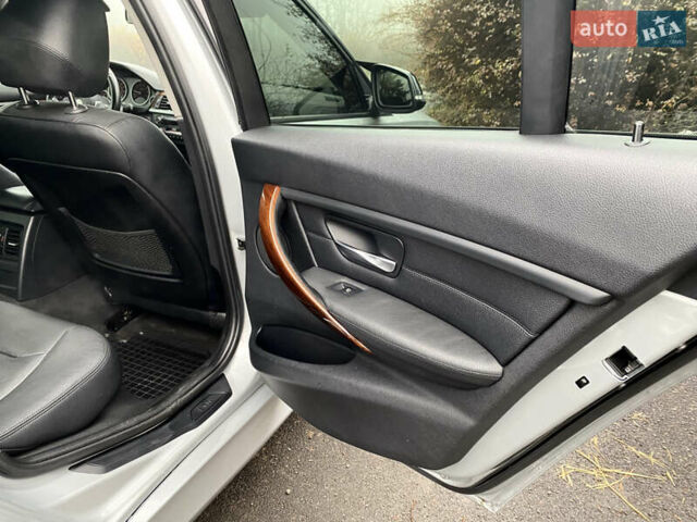 Серый БМВ 3 Серия, объемом двигателя 2.98 л и пробегом 151 тыс. км за 13900 $, фото 28 на Automoto.ua