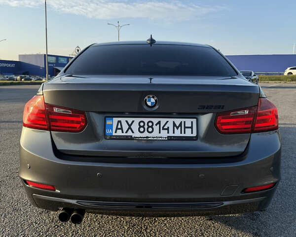 Серый БМВ 3 Серия, объемом двигателя 2 л и пробегом 140 тыс. км за 14000 $, фото 7 на Automoto.ua