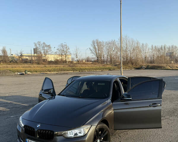 Серый БМВ 3 Серия, объемом двигателя 2 л и пробегом 140 тыс. км за 14000 $, фото 23 на Automoto.ua