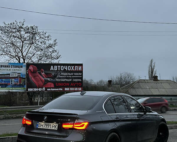 Серый БМВ 3 Серия, объемом двигателя 2.98 л и пробегом 265 тыс. км за 17000 $, фото 15 на Automoto.ua