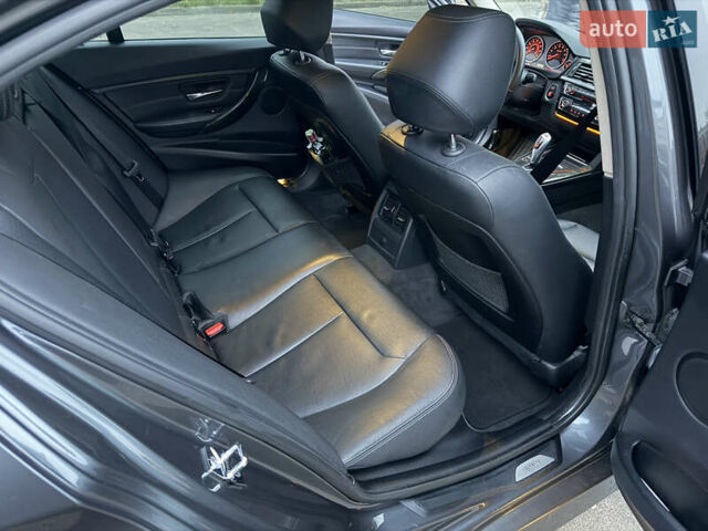 Серый БМВ 3 Серия, объемом двигателя 2 л и пробегом 196 тыс. км за 12800 $, фото 27 на Automoto.ua