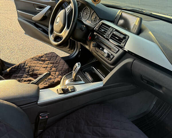 Серый БМВ 3 Серия, объемом двигателя 2 л и пробегом 140 тыс. км за 14000 $, фото 36 на Automoto.ua