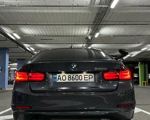 БМВ 3 Серия 2012 в Киеве на Automoto.ua Серый БМВ 3 Серия, объемом двигателя 2 л и пробегом 150 тыс. км за 11650 $, фото 8 на Automoto.ua