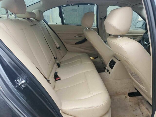 Сірий БМВ 3 Серія, об'ємом двигуна 2 л та пробігом 84 тис. км за 2200 $, фото 9 на Automoto.ua