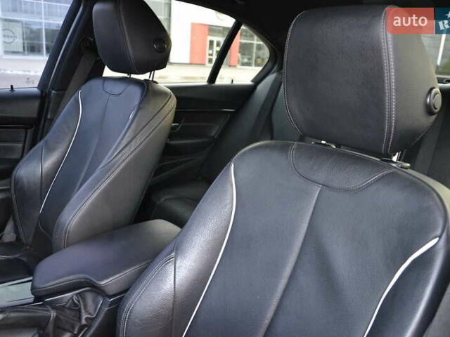 Серый БМВ 3 Серия, объемом двигателя 3 л и пробегом 207 тыс. км за 17600 $, фото 9 на Automoto.ua