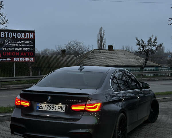 Серый БМВ 3 Серия, объемом двигателя 2.98 л и пробегом 265 тыс. км за 17000 $, фото 10 на Automoto.ua
