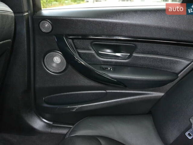 Серый БМВ 3 Серия, объемом двигателя 3 л и пробегом 207 тыс. км за 17600 $, фото 22 на Automoto.ua