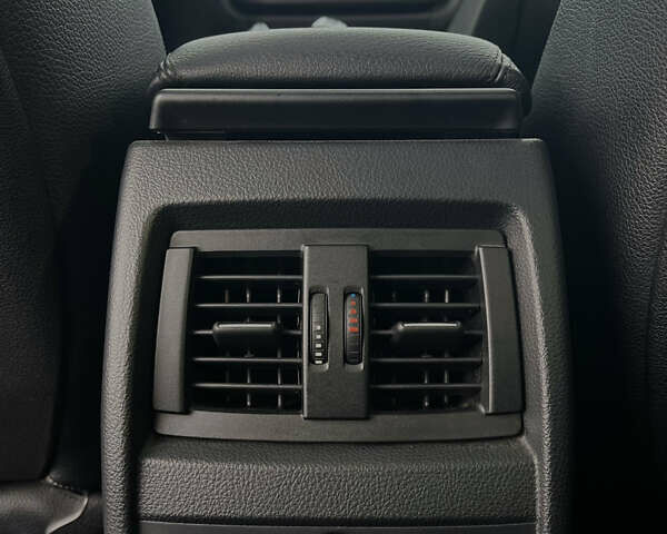 Сірий БМВ 3 Серія, об'ємом двигуна 2 л та пробігом 297 тис. км за 13700 $, фото 17 на Automoto.ua