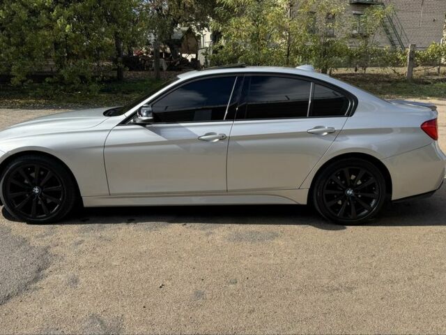 Серый БМВ 3 Серия, объемом двигателя 2 л и пробегом 290 тыс. км за 13000 $, фото 6 на Automoto.ua