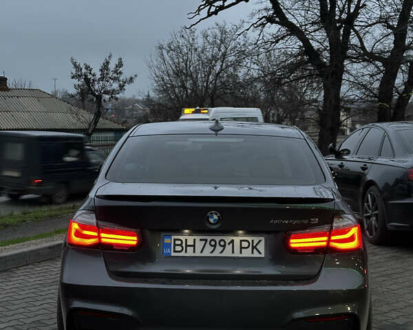 Серый БМВ 3 Серия, объемом двигателя 2.98 л и пробегом 265 тыс. км за 17000 $, фото 16 на Automoto.ua