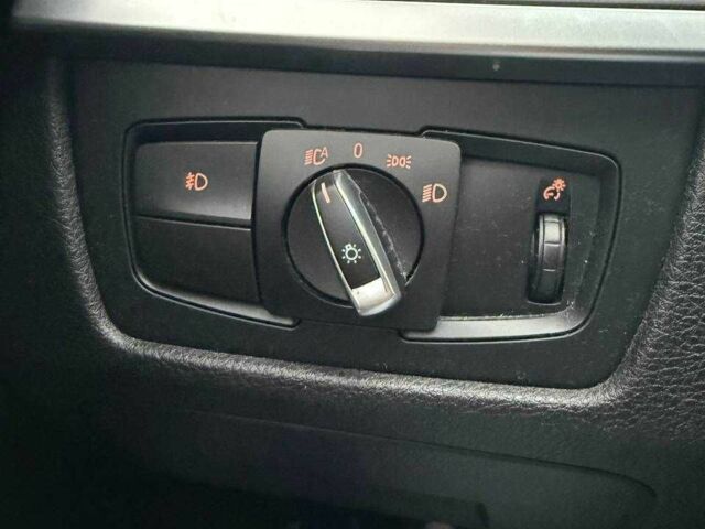 Серый БМВ 3 Серия, объемом двигателя 2 л и пробегом 201 тыс. км за 11300 $, фото 14 на Automoto.ua