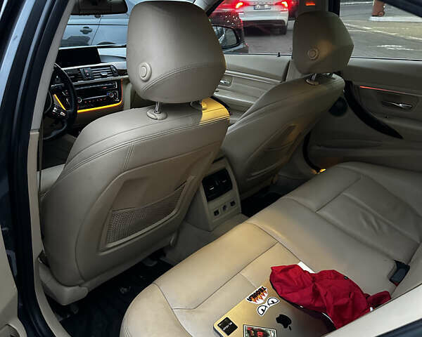 Серый БМВ 3 Серия, объемом двигателя 2.98 л и пробегом 265 тыс. км за 17000 $, фото 19 на Automoto.ua