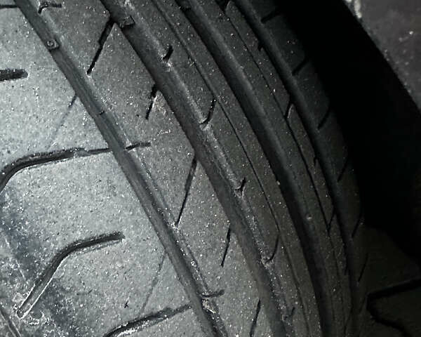 Серый БМВ 3 Серия, объемом двигателя 2.98 л и пробегом 265 тыс. км за 17000 $, фото 23 на Automoto.ua