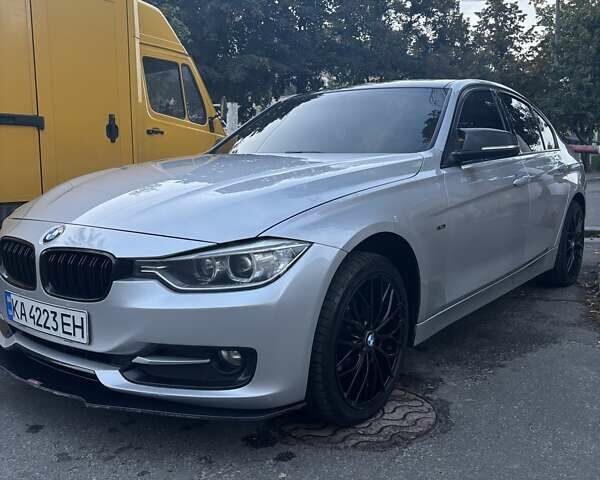 Серый БМВ 3 Серия, объемом двигателя 2 л и пробегом 247 тыс. км за 13200 $, фото 9 на Automoto.ua