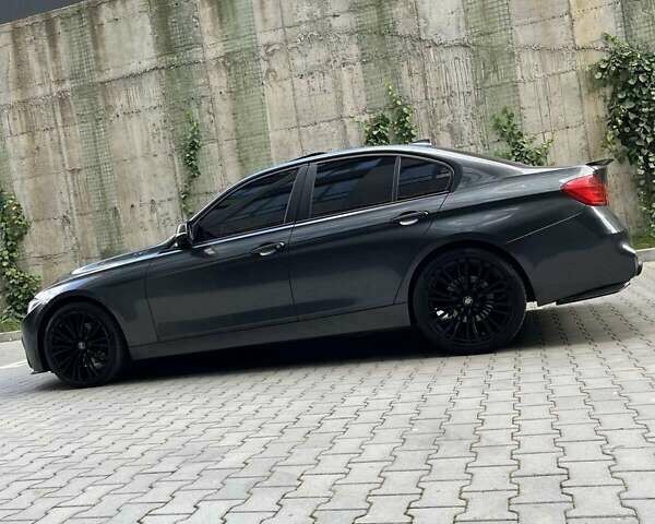 Сірий БМВ 3 Серія, об'ємом двигуна 2 л та пробігом 167 тис. км за 13500 $, фото 27 на Automoto.ua