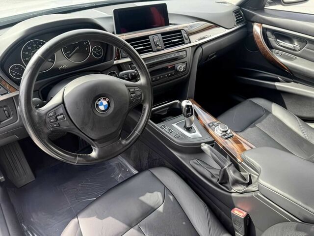 Серый БМВ 3 Серия, объемом двигателя 2 л и пробегом 81 тыс. км за 9800 $, фото 6 на Automoto.ua