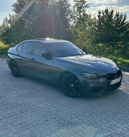 Серый БМВ 3 Серия, объемом двигателя 2 л и пробегом 300 тыс. км за 11000 $, фото 5 на Automoto.ua