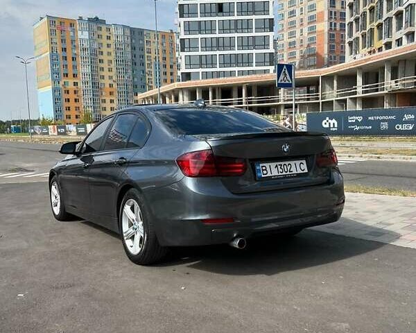 Сірий БМВ 3 Серія, об'ємом двигуна 2 л та пробігом 210 тис. км за 12800 $, фото 4 на Automoto.ua