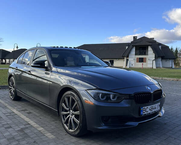 Серый БМВ 3 Серия, объемом двигателя 2 л и пробегом 203 тыс. км за 12800 $, фото 1 на Automoto.ua