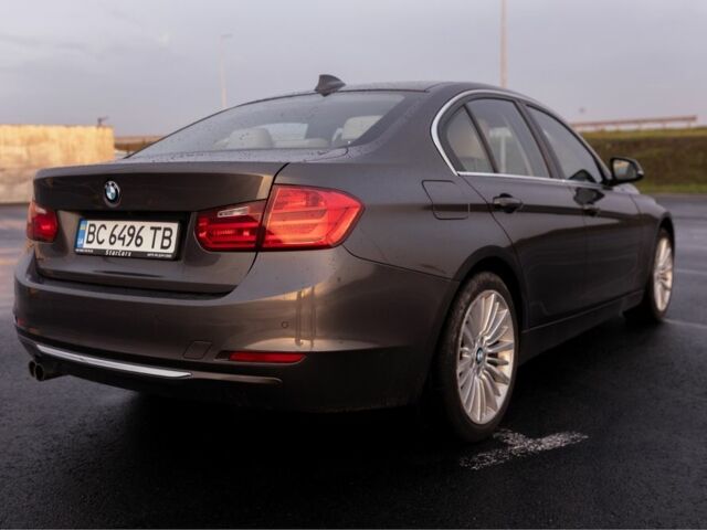 Серый БМВ 3 Серия, объемом двигателя 2 л и пробегом 104 тыс. км за 14599 $, фото 4 на Automoto.ua