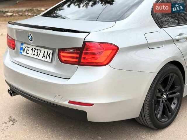 Серый БМВ 3 Серия, объемом двигателя 2 л и пробегом 198 тыс. км за 9500 $, фото 7 на Automoto.ua