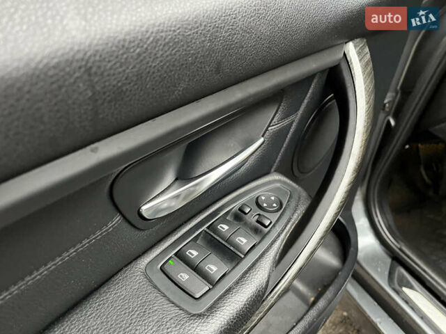 Серый БМВ 3 Серия, объемом двигателя 2 л и пробегом 227 тыс. км за 12500 $, фото 33 на Automoto.ua