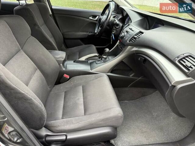 БМВ 3 Серія 2013 у Борисполе на Automoto.ua Сірий БМВ 3 Серія, об'ємом двигуна 2 л та пробігом 280 тис. км за 14000 $, фото 96 на Automoto.ua