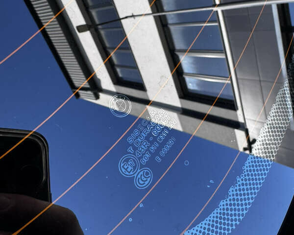 Серый БМВ 3 Серия, объемом двигателя 2 л и пробегом 253 тыс. км за 13700 $, фото 19 на Automoto.ua