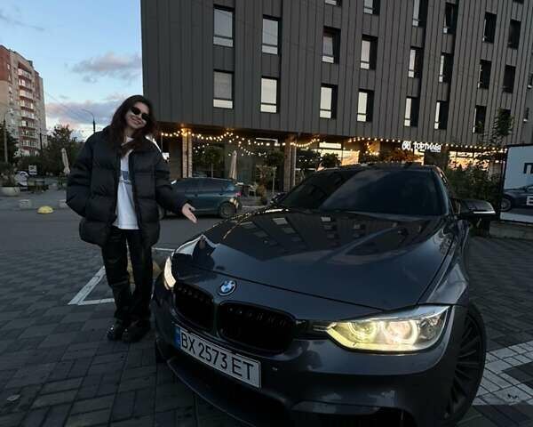 Серый БМВ 3 Серия, объемом двигателя 2 л и пробегом 155 тыс. км за 16300 $, фото 4 на Automoto.ua