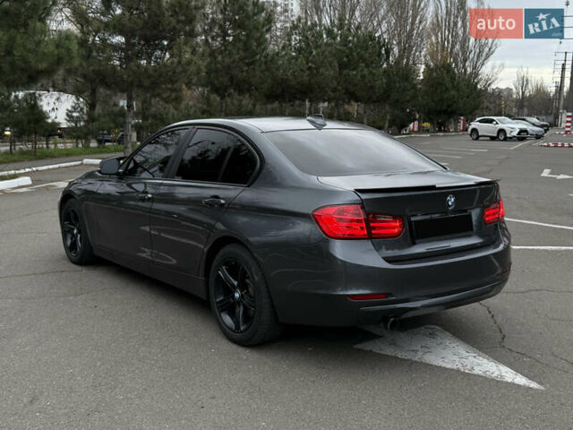 Сірий БМВ 3 Серія, об'ємом двигуна 2 л та пробігом 220 тис. км за 11600 $, фото 11 на Automoto.ua