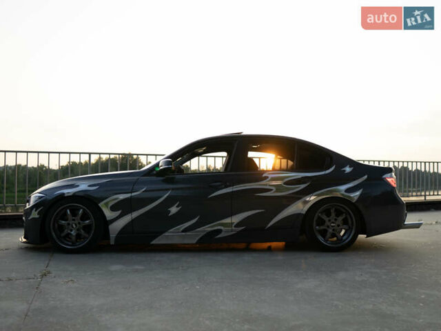 Сірий БМВ 3 Серія, об'ємом двигуна 2 л та пробігом 224 тис. км за 16999 $, фото 4 на Automoto.ua