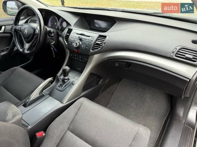 БМВ 3 Серія 2013 у Борисполе на Automoto.ua Сірий БМВ 3 Серія, об'ємом двигуна 2 л та пробігом 280 тис. км за 14000 $, фото 101 на Automoto.ua