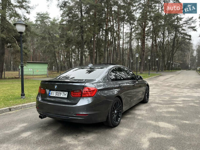 Серый БМВ 3 Серия, объемом двигателя 2 л и пробегом 227 тыс. км за 12500 $, фото 30 на Automoto.ua