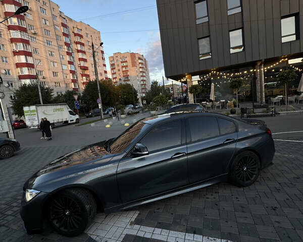 Серый БМВ 3 Серия, объемом двигателя 2 л и пробегом 155 тыс. км за 16300 $, фото 46 на Automoto.ua