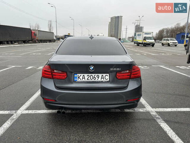 Серый БМВ 3 Серия, объемом двигателя 2 л и пробегом 174 тыс. км за 12500 $, фото 6 на Automoto.ua