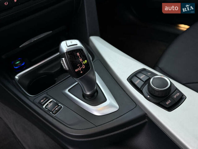 Сірий БМВ 3 Серія, об'ємом двигуна 2 л та пробігом 220 тис. км за 11600 $, фото 18 на Automoto.ua
