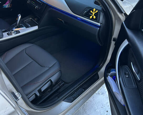 Сірий БМВ 3 Серія, об'ємом двигуна 2 л та пробігом 298 тис. км за 12500 $, фото 13 на Automoto.ua